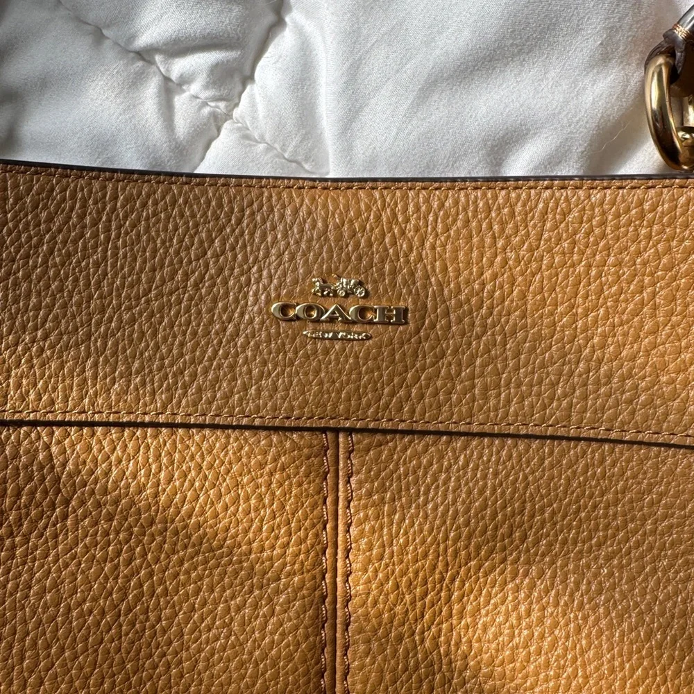 Coach Brown Leather Shoulder Bag - Picture 5 of 12